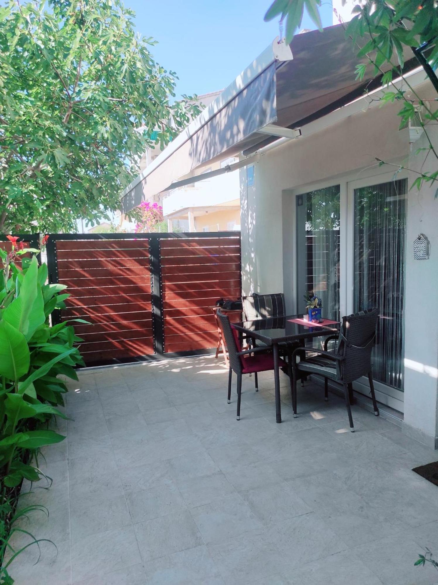 Apartments Emi & Nini شيبينيك المظهر الخارجي الصورة